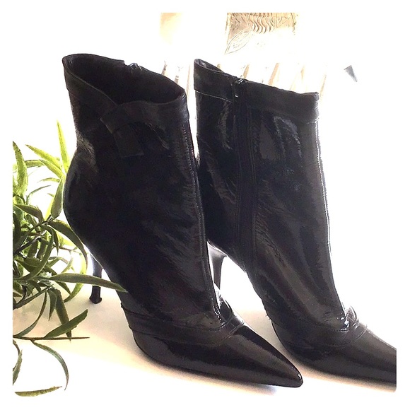 BCBG Paris Shoes - 😍SOLD♥️♥️Sexy BCBG PARIS 4” ankle boots😍